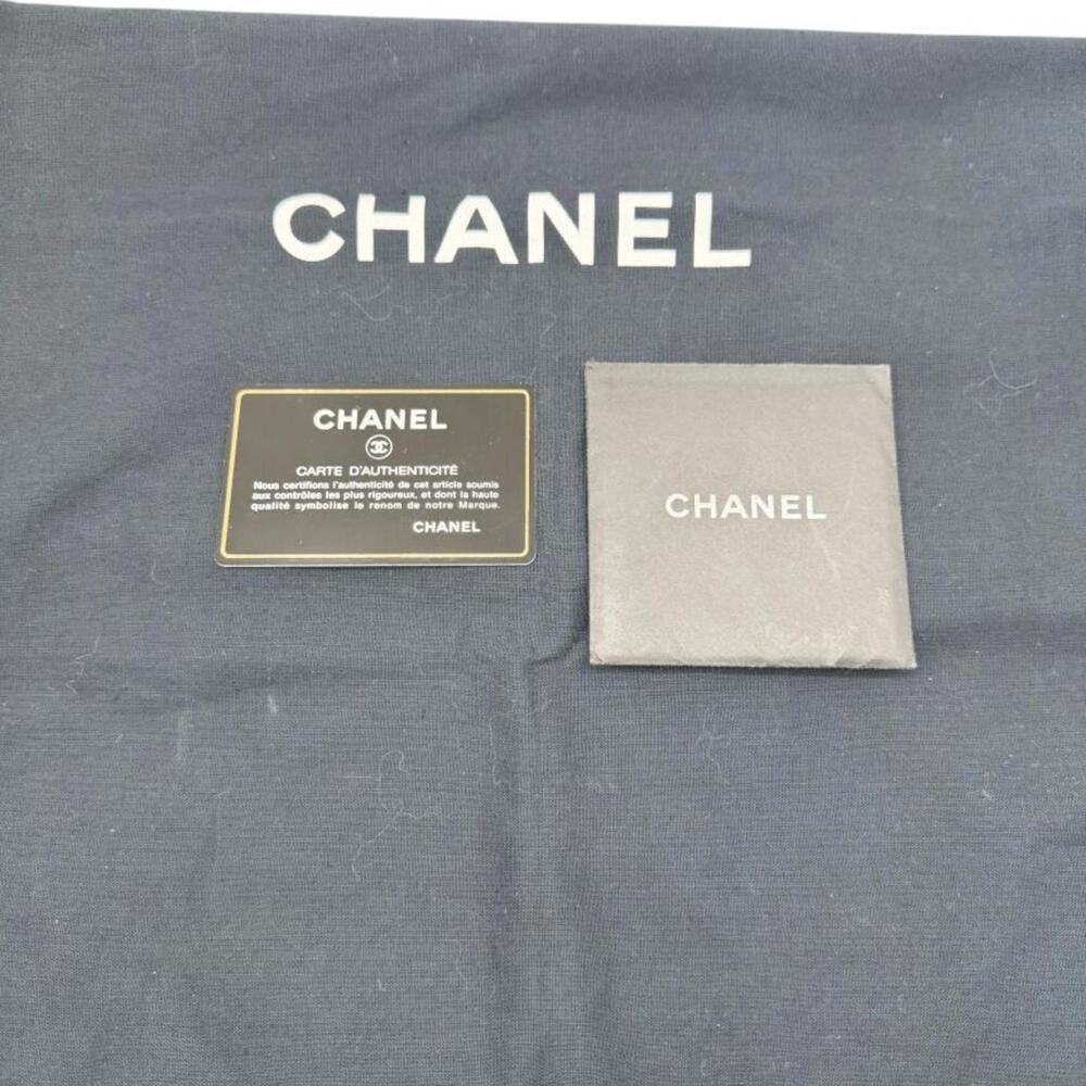 CHANEL Cream Caviar Leather Tote Bag - Picture 11 of 11